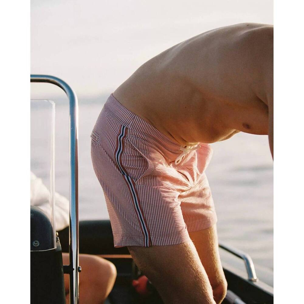 NEW AMUNDSEN soak swim trunks in weathered red